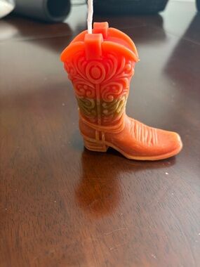 Cowboy Boot Candle in Gradient Orange-Green